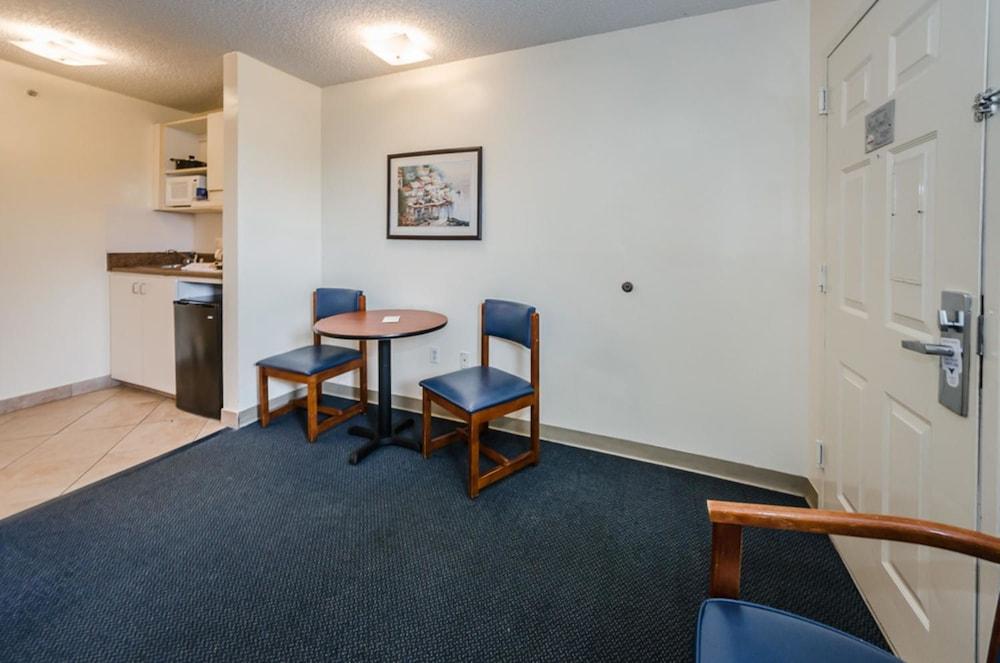Tampa Bay Extended Stay Hotel ลาร์โก ภายนอก รูปภาพ